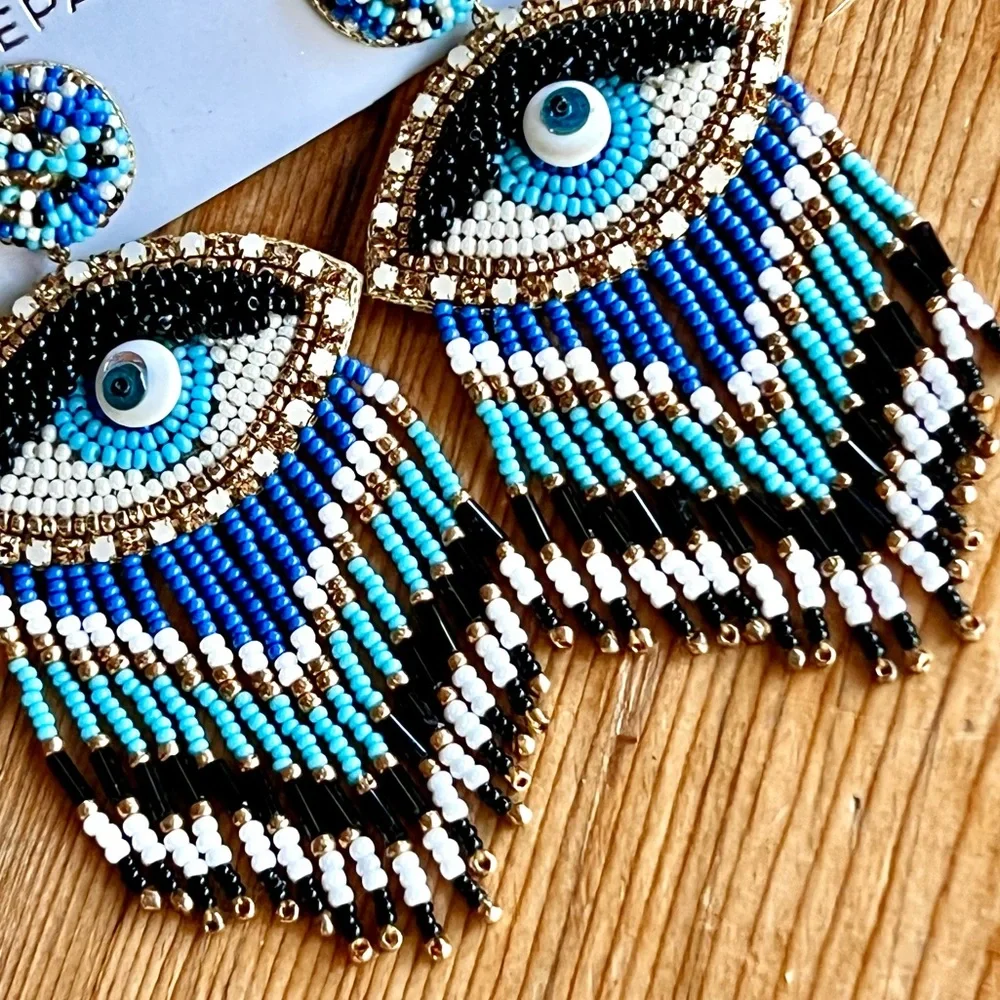 NWT Deepa Gurnani Beaded Fringe Chandeliers - Picture 9 of 16